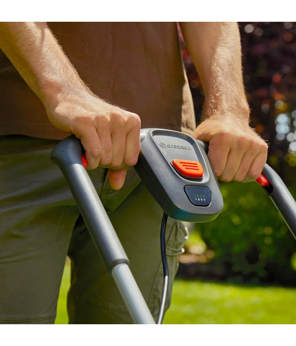 GARDENA Akku-Rasenmäher PowerMax 32/36V P4A Set – Bild 7